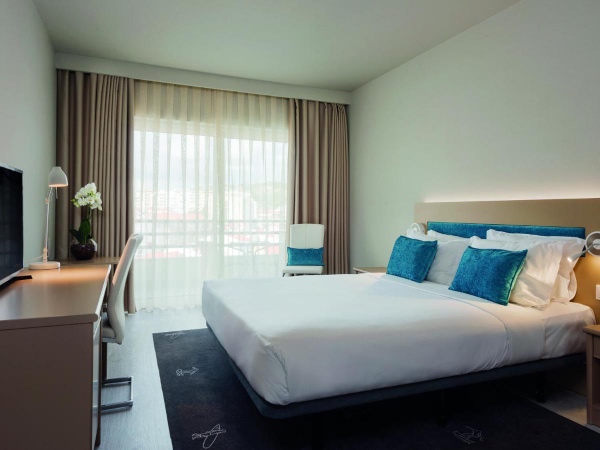 Hotel Tryp by Wyndham Lisboa Caparica Mar 4* | Komat