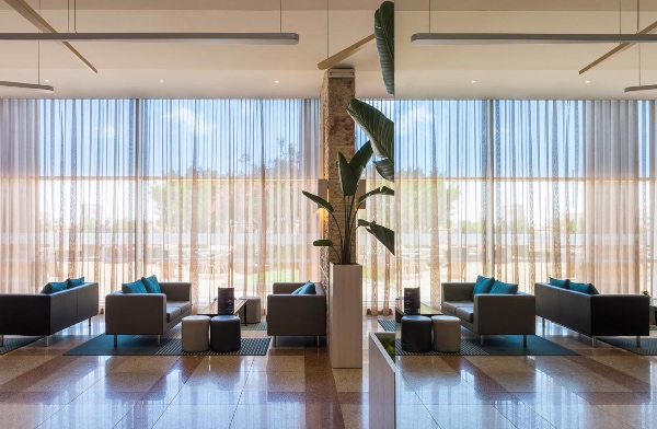 Hotel Tryp by Wyndham Lisboa Caparica Mar 4* | Komat